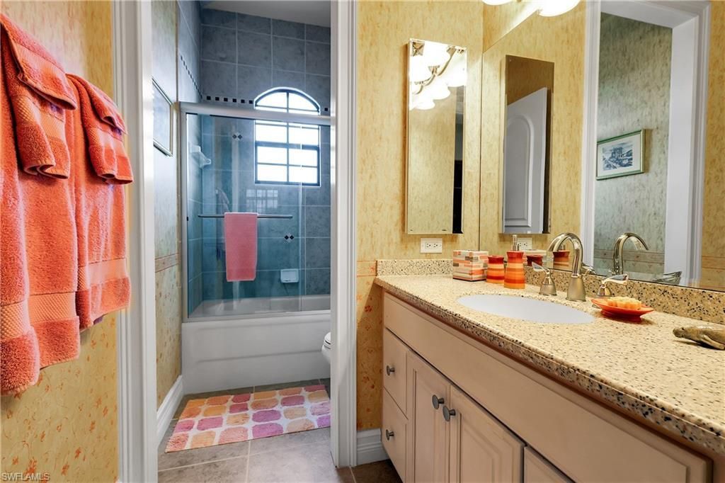 879 W Cape Estates Cir, Cape Coral, FL 33993 Photo