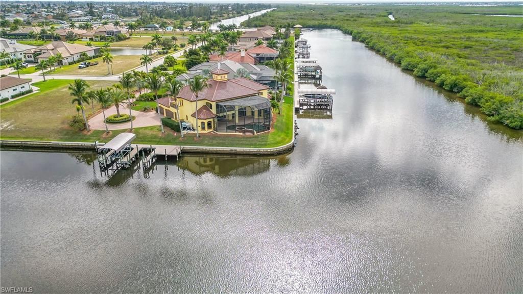 879 W Cape Estates Cir, Cape Coral, FL 33993 Photo