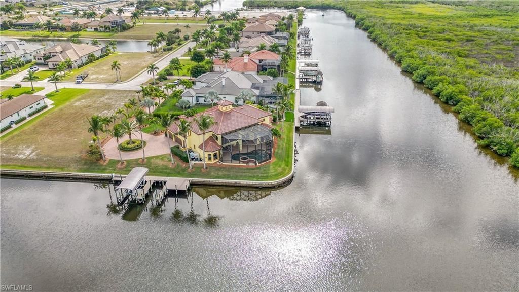 879 W Cape Estates Cir, Cape Coral, FL 33993 Photo
