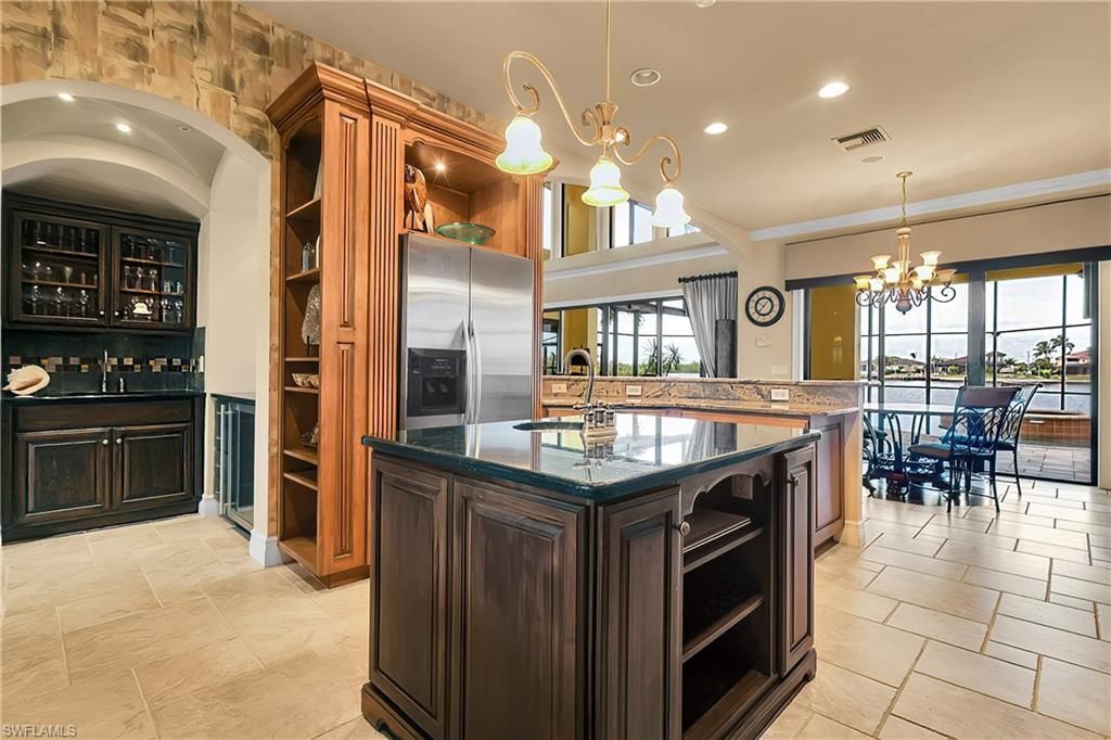 879 W Cape Estates Cir, Cape Coral, FL 33993 Photo