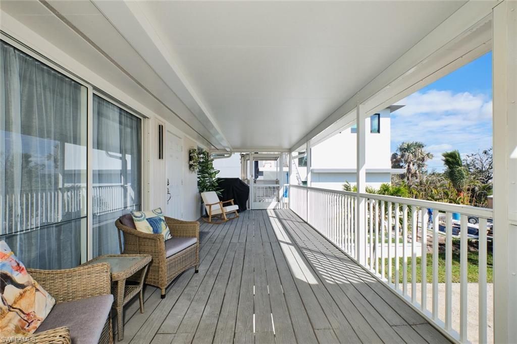 789 San Carlos Dr, Fort Myers Beach, FL 33931 Photo