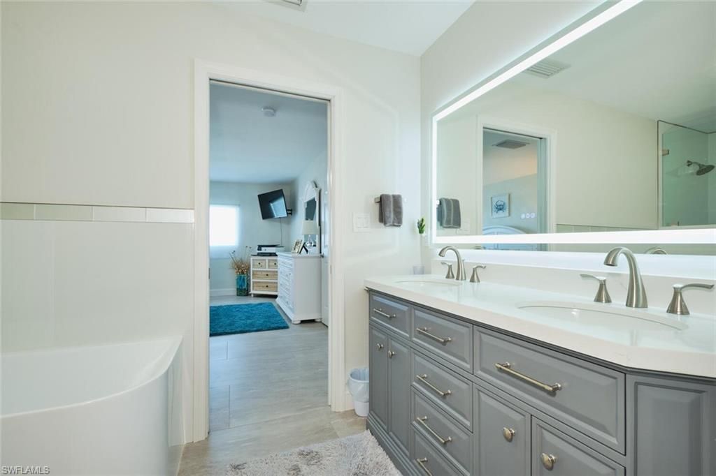 789 San Carlos Dr, Fort Myers Beach, FL 33931 Photo