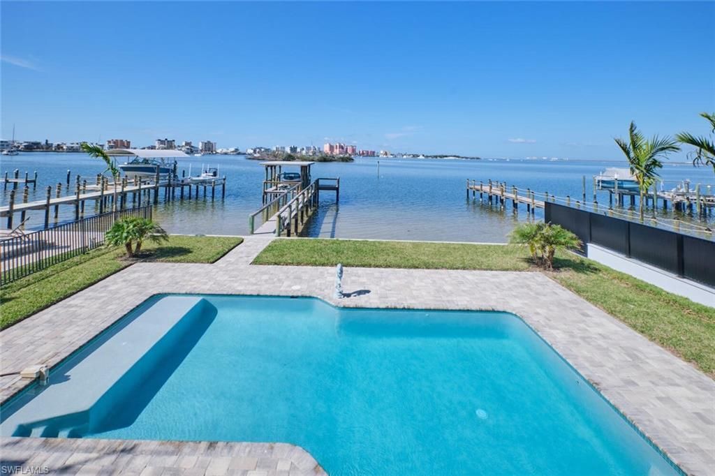 789 San Carlos Dr, Fort Myers Beach, FL 33931 Photo