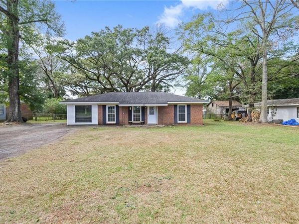4860 Lucinda Drive, Mobile, AL 36619