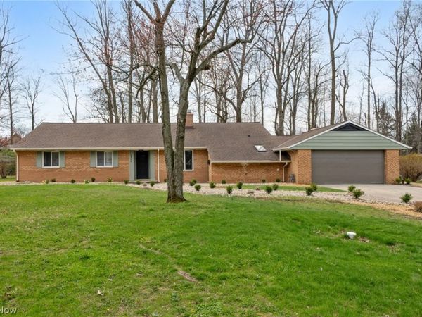 24270 Hermitage Road, Shaker Heights, OH 44122