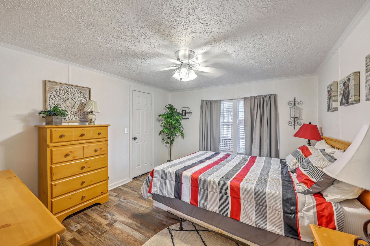 1009 Lion Heart Lane Photo 26