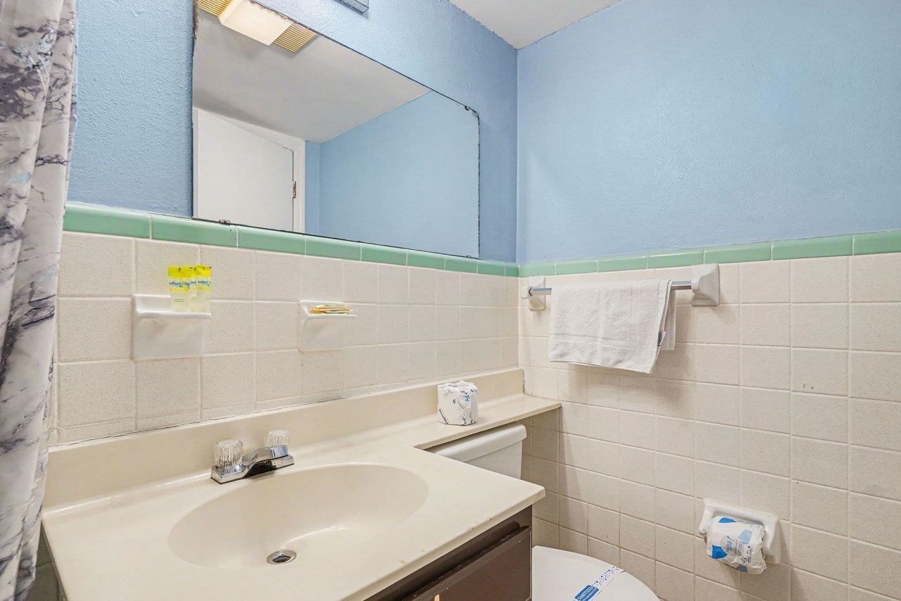 1600 S Ocean Blvd. Photo 14