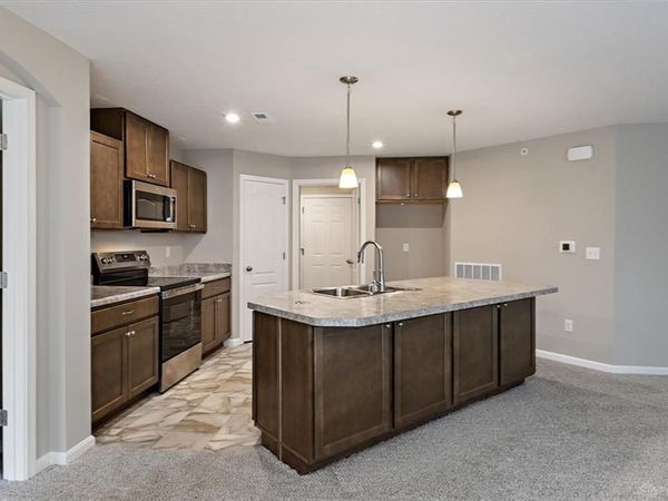 4252 Apple Branch Drive, Unit 55-201, Sugarcreek Township, OH 45459