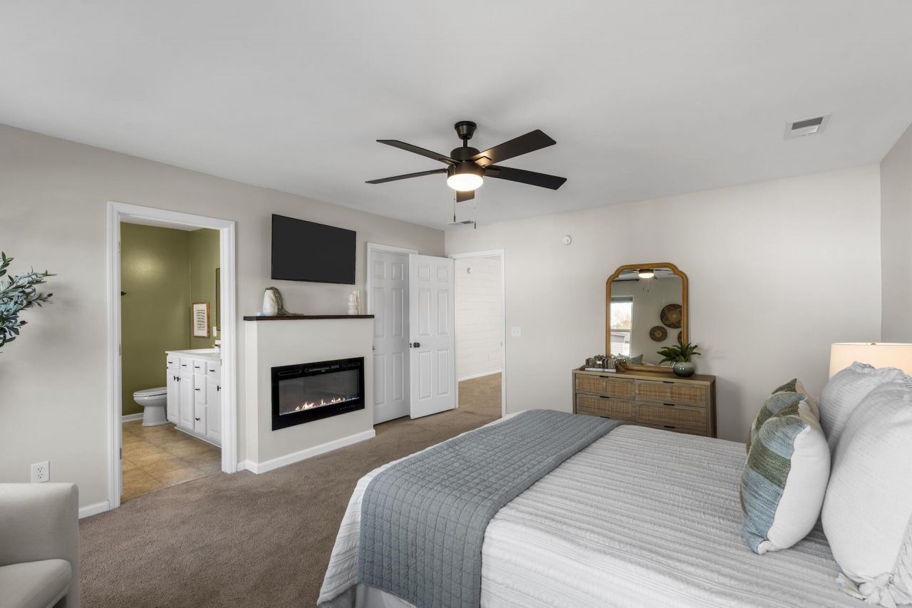 3594 Franklin Tower Drive Photo 11