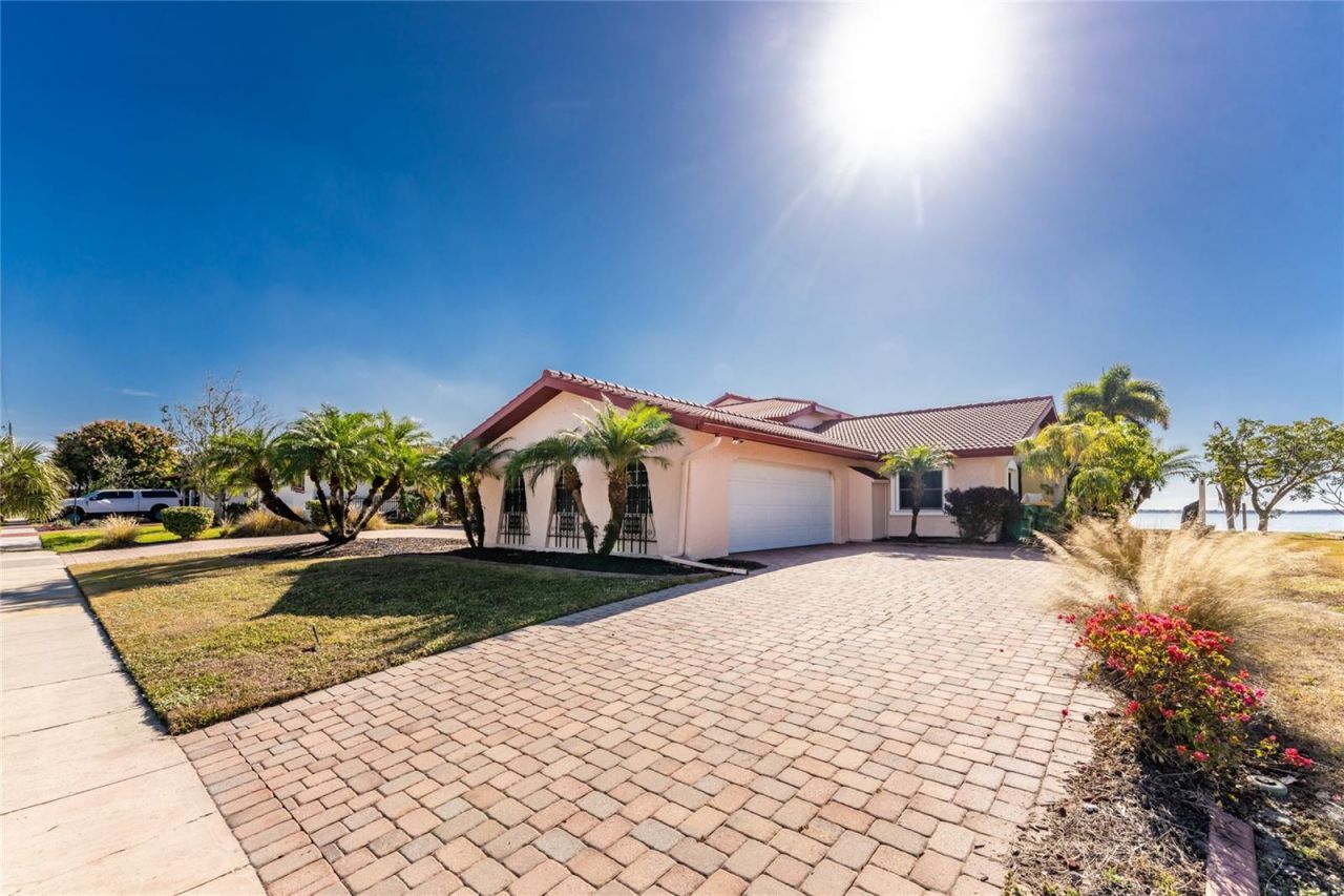 341 Severin Road Se, Port Charlotte, FL 33952 Photo