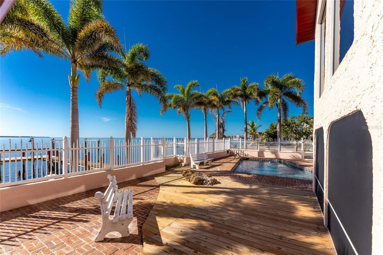 341 Severin Road Se, Port Charlotte, FL 33952 Photo