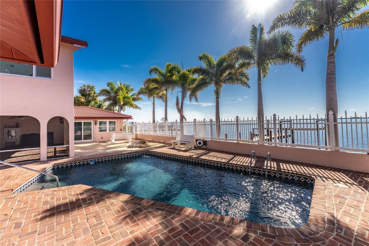 341 Severin Road Se, Port Charlotte, FL 33952 Photo