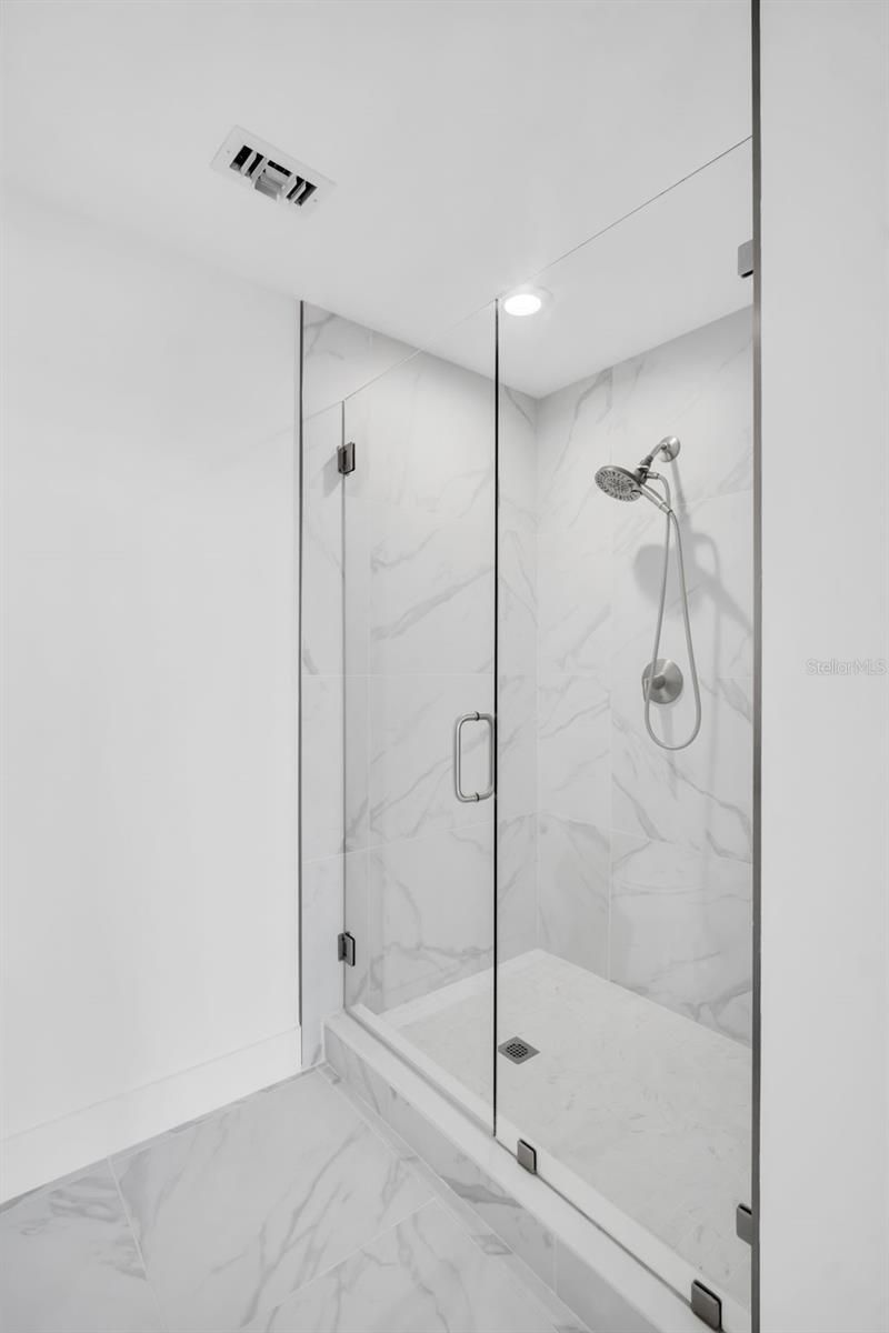 175 1st Street S, Unit 1008, Saint Petersburg, FL 33701 Photo