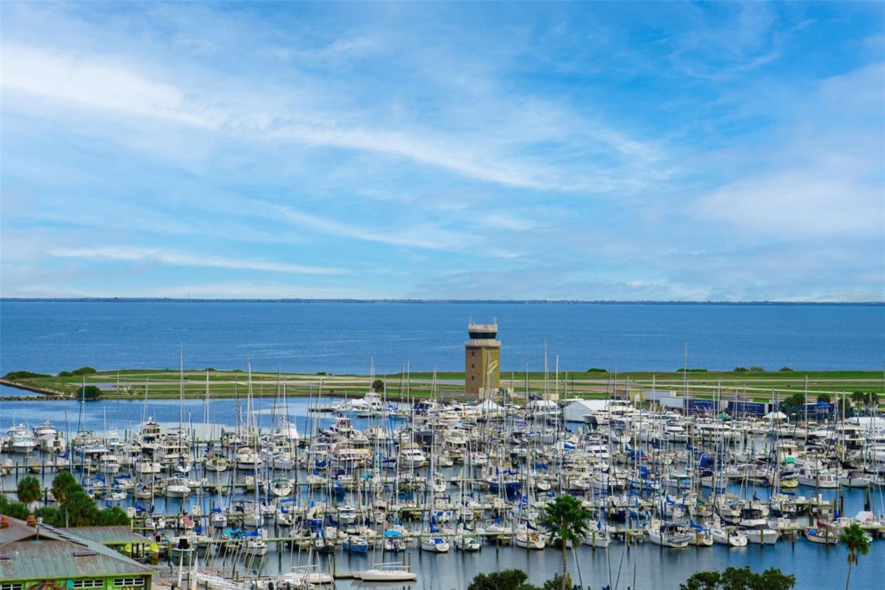 175 1st Street S, Unit 1008, Saint Petersburg, FL 33701 Photo