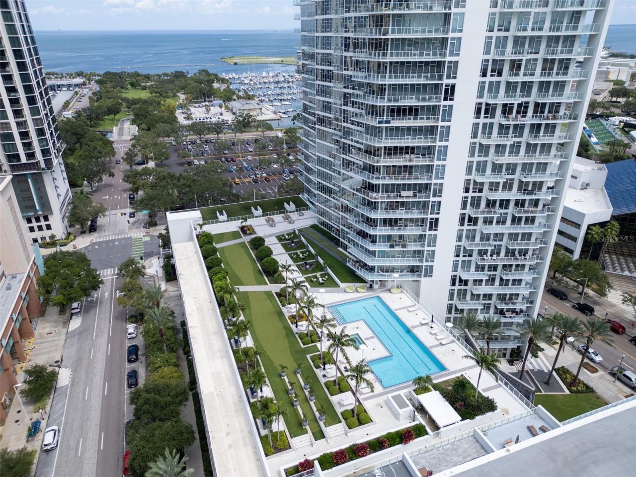 175 1st Street S, Unit 1008, Saint Petersburg, FL 33701 Photo