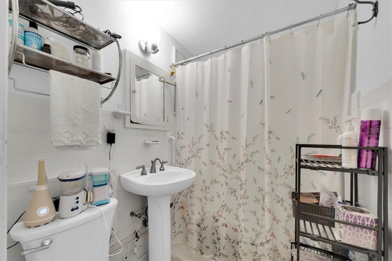 130 4th Avenue N, Unit 201, Saint Petersburg, FL 33701 Photo