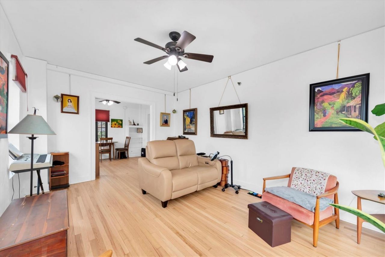 130 4th Avenue N, Unit 201, Saint Petersburg, FL 33701 Photo