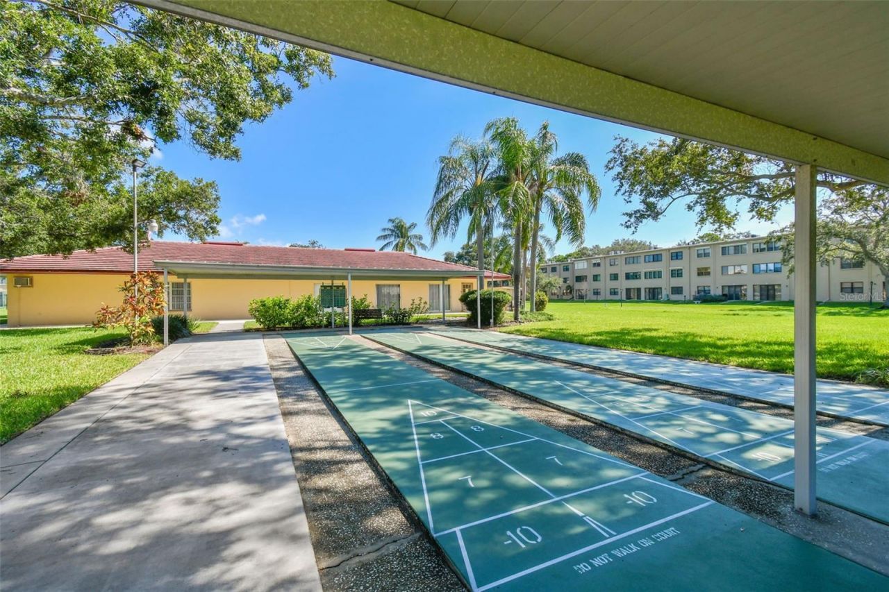 4885 1st Street Ne, Unit 203, Saint Petersburg, FL 33703 Photo