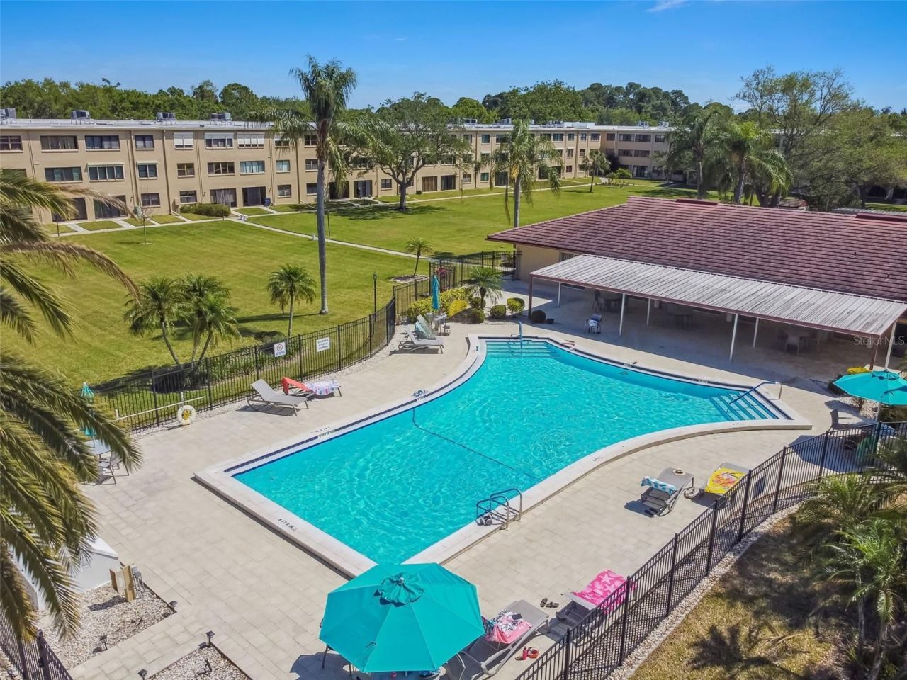 4885 1st Street Ne, Unit 203, Saint Petersburg, FL 33703 Photo