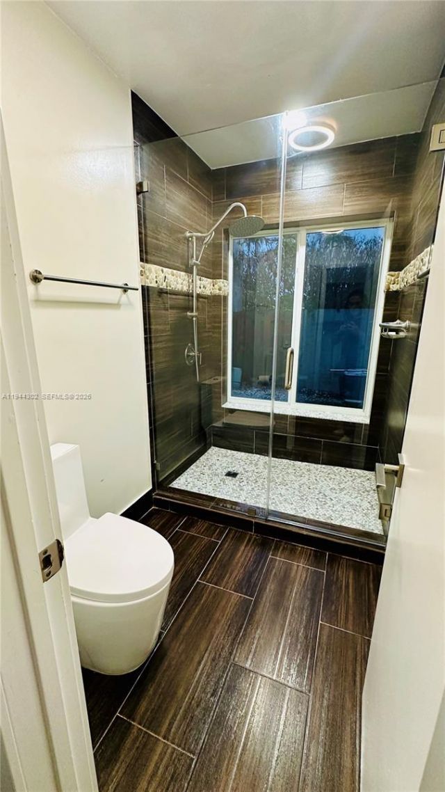 528 SW 166th Ter, Weston, FL 33326 Photo