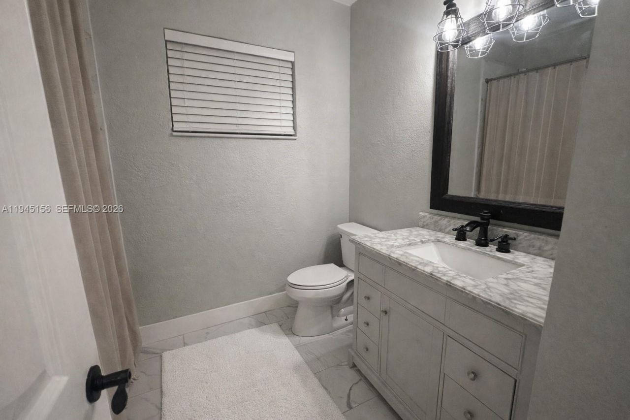 4124 NE 30th St, Homestead, FL 33033 Photo