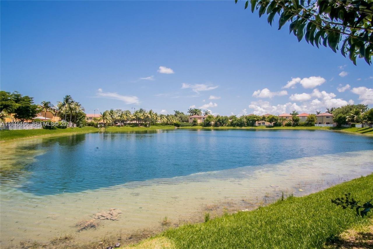 4124 NE 30th St, Homestead, FL 33033 Photo