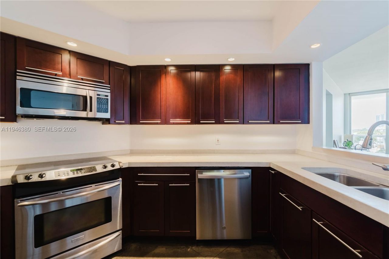 1900 Sunset Harbour Dr, Unit 703, Miami Beach, FL 33139 Photo