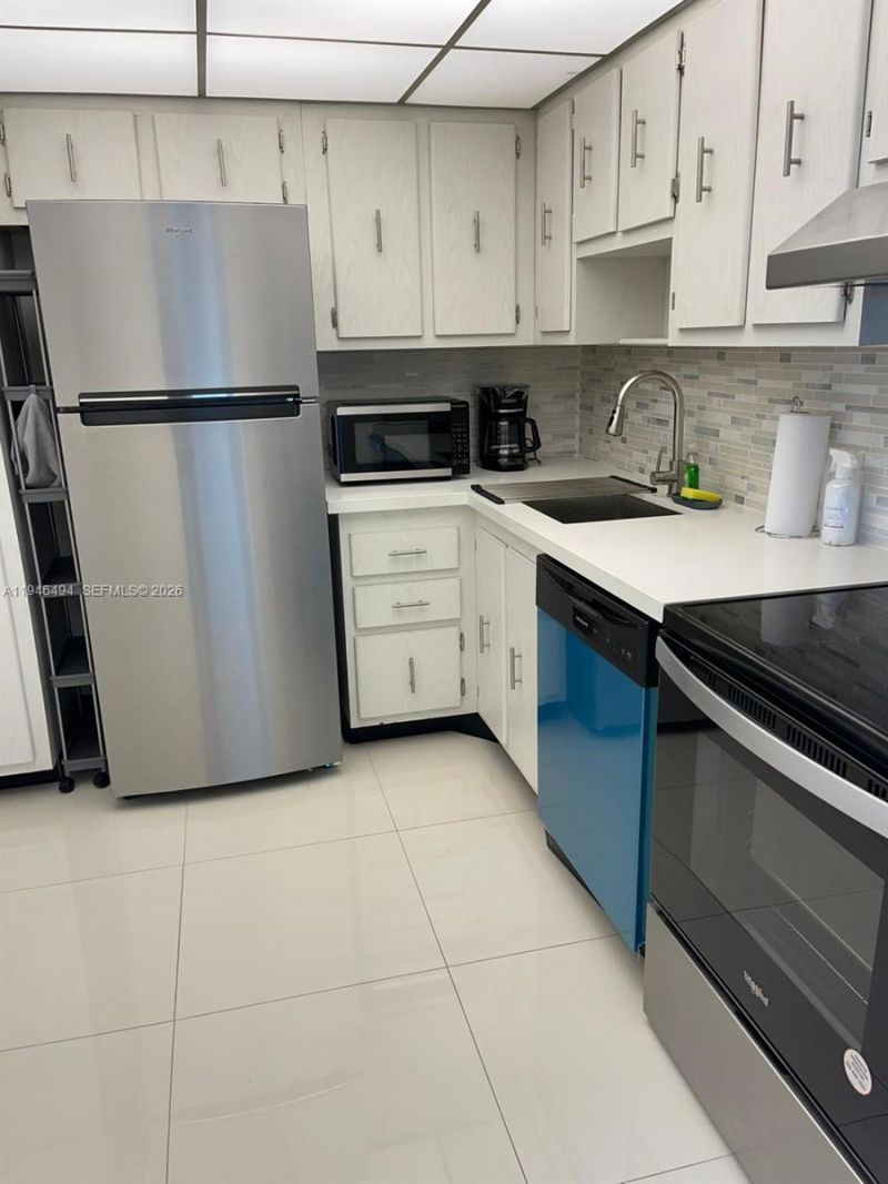 20335 W Country Club Dr, Unit 1701, Aventura, FL 33180 Photo