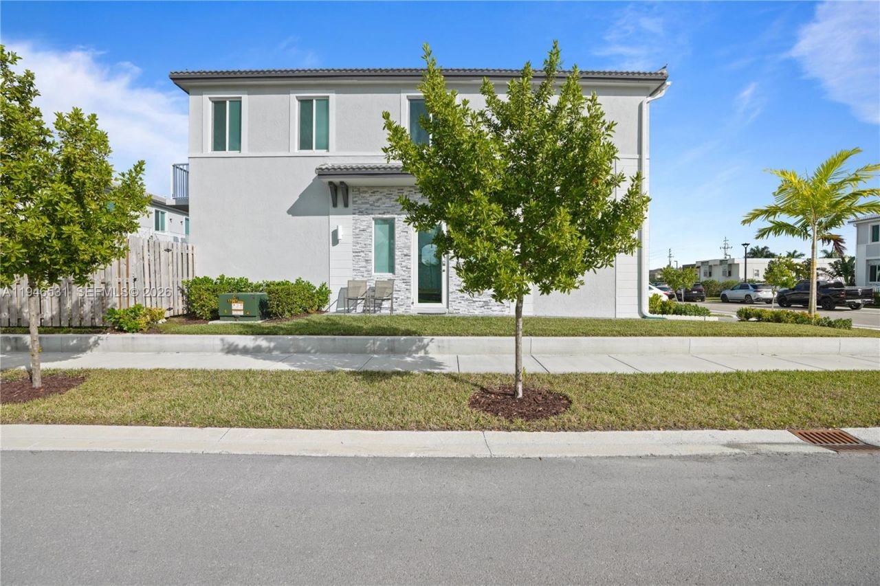 11919 SW 247 Ter, Homestead, FL 33032 Photo