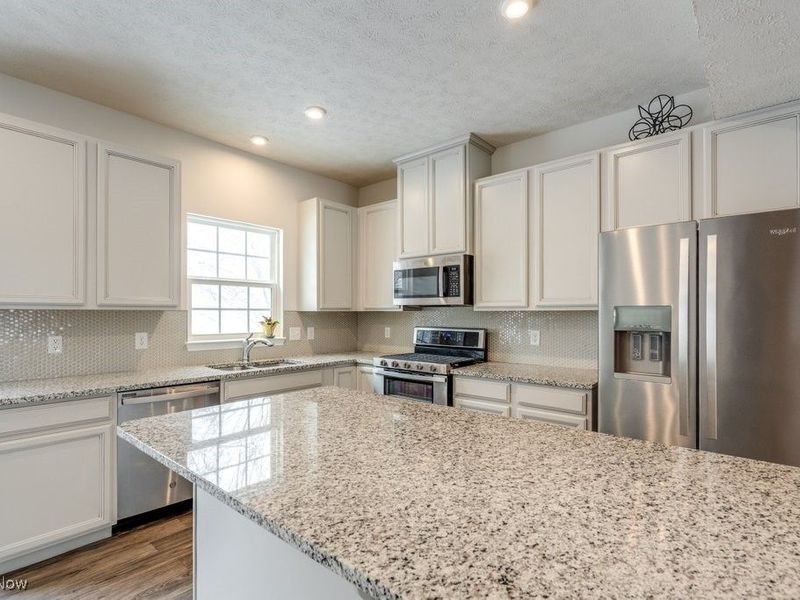 1173 Bean Lane, Akron, OH 44313 Photo 6