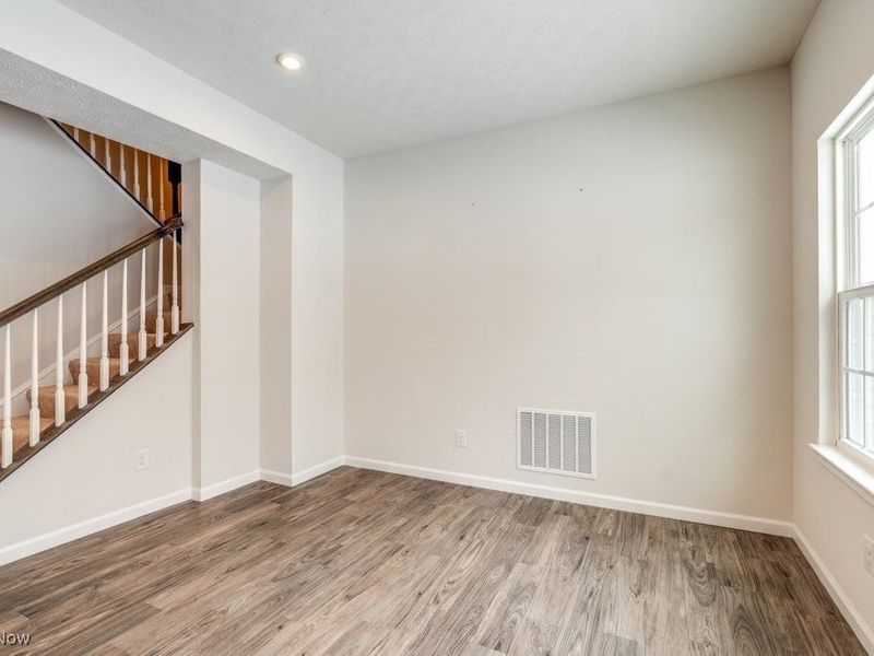 1173 Bean Lane, Akron, OH 44313 Photo 9