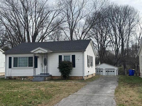 1560 Virginia Drive, Bowling Green, KY 42101