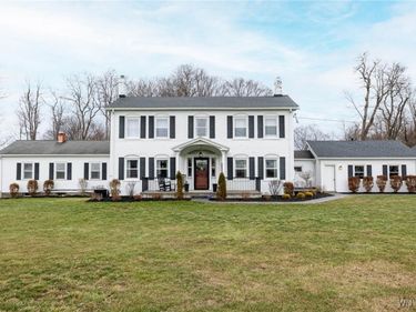 5691 Ellicott Street Road, East Bethany, NY 14054