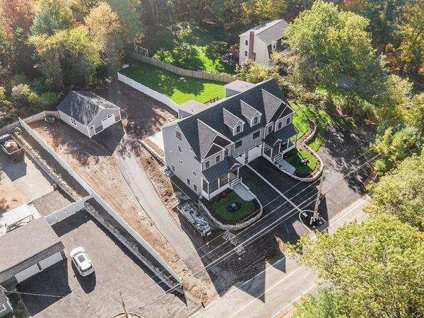 15-2 Park Street, North Reading, MA 01864