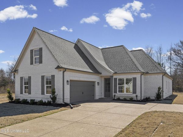 3621 Hatton Drive, Nesbit, MS 38651