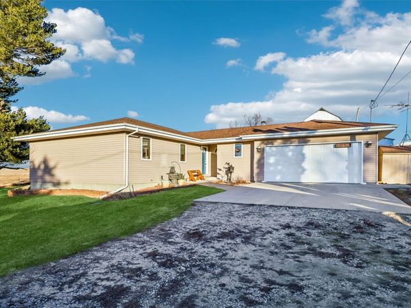 7164 Highway 117 S, Prairie City, IA 50228