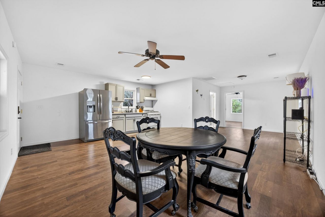 2668 Steven Campbell Road Photo 16