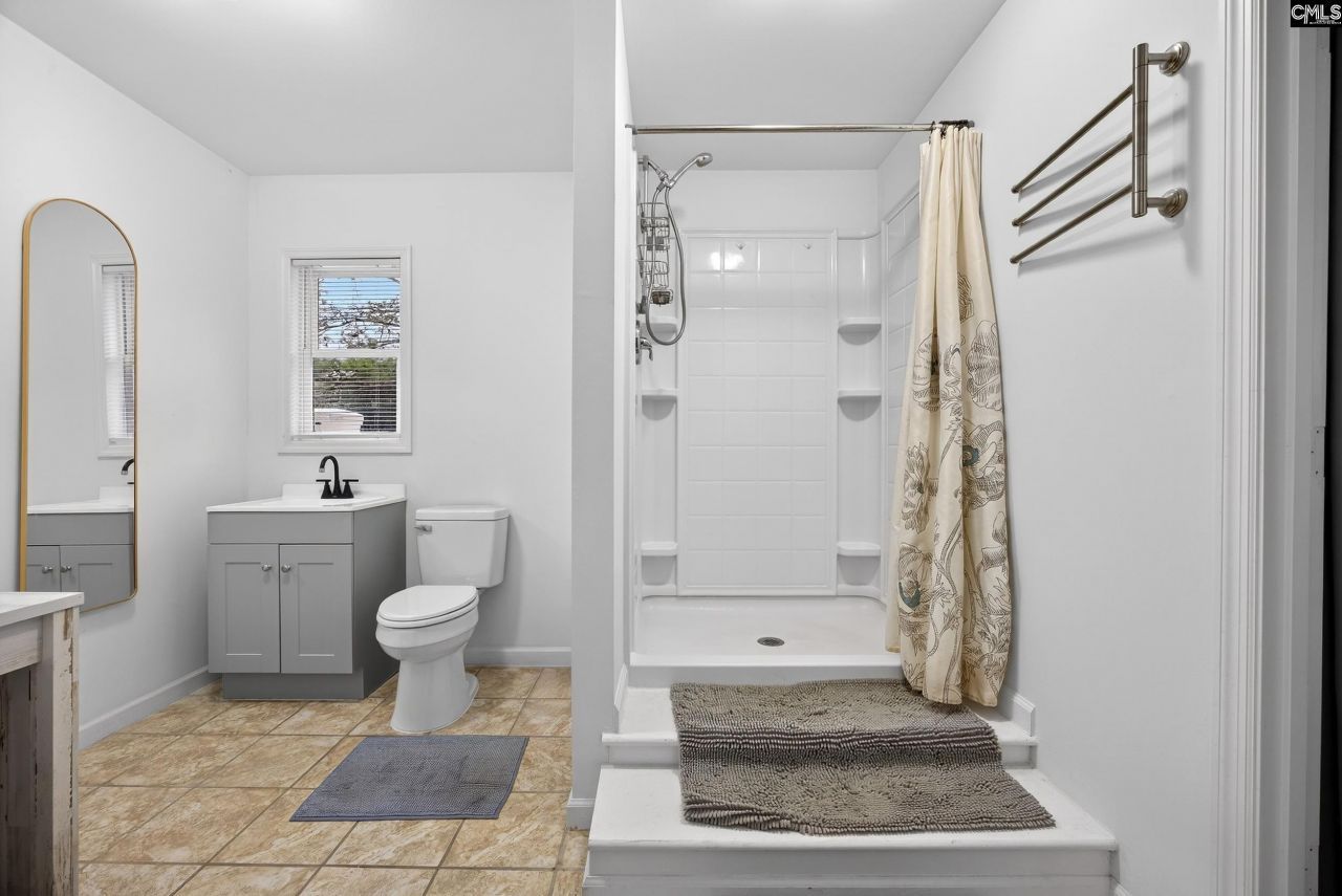 2668 Steven Campbell Road Photo 20