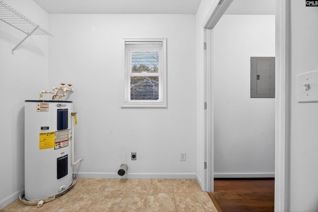 2668 Steven Campbell Road Photo 22