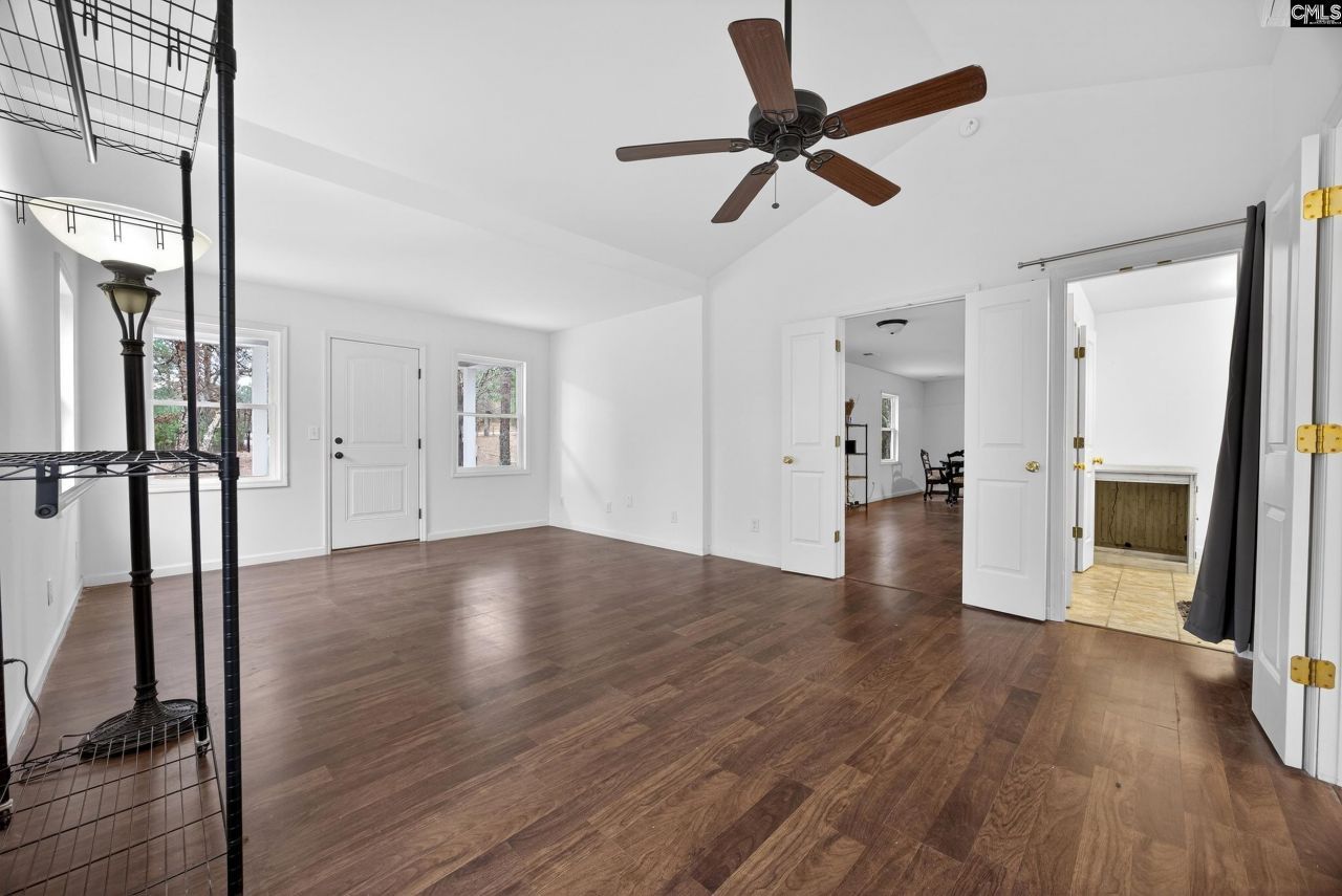 2668 Steven Campbell Road Photo 25