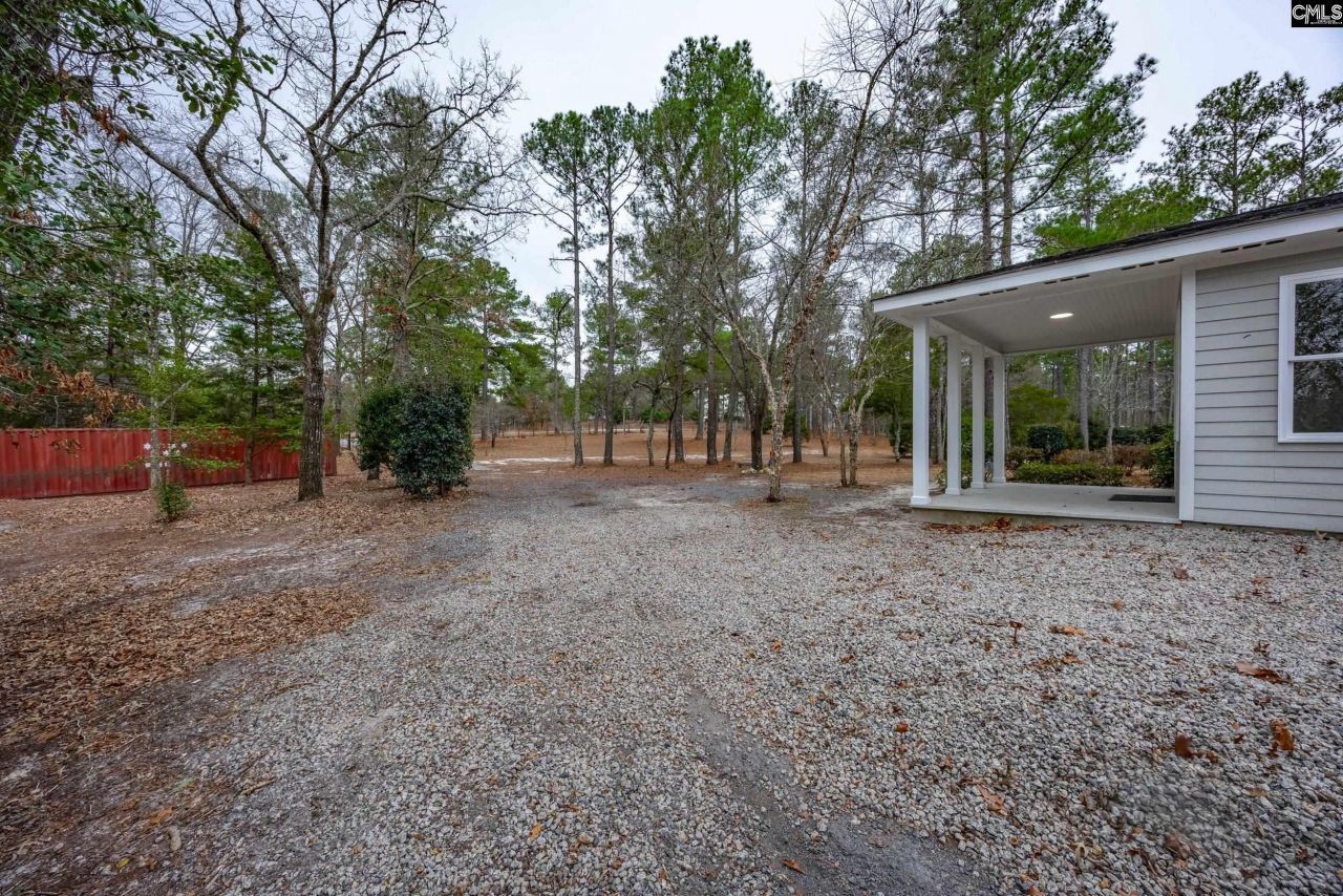 2668 Steven Campbell Road Photo 6