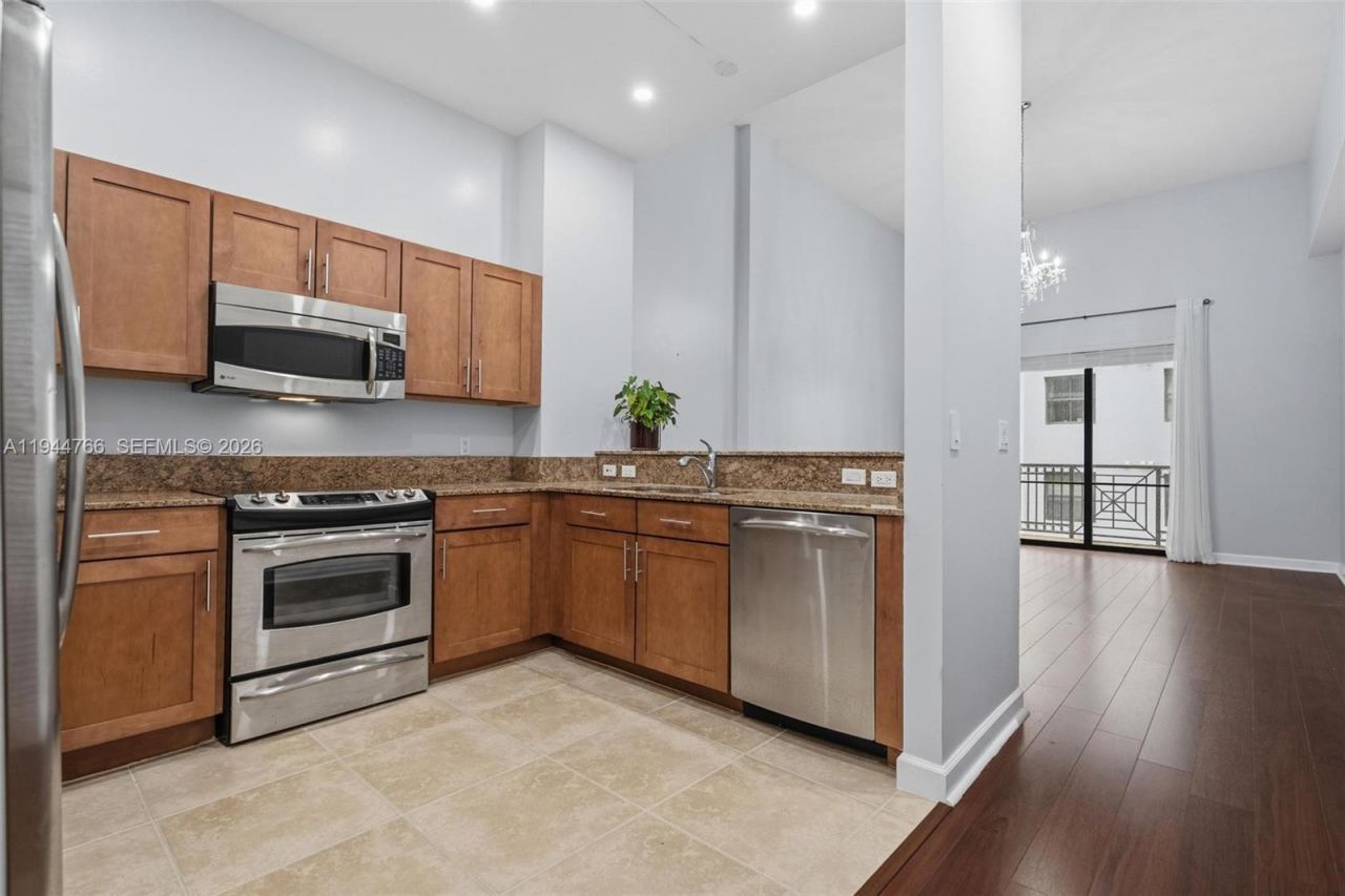 8395 SW 73rd Ave, Unit 314, Miami, FL 33143 Photo