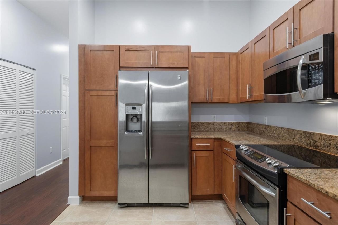 8395 SW 73rd Ave, Unit 314, Miami, FL 33143 Photo