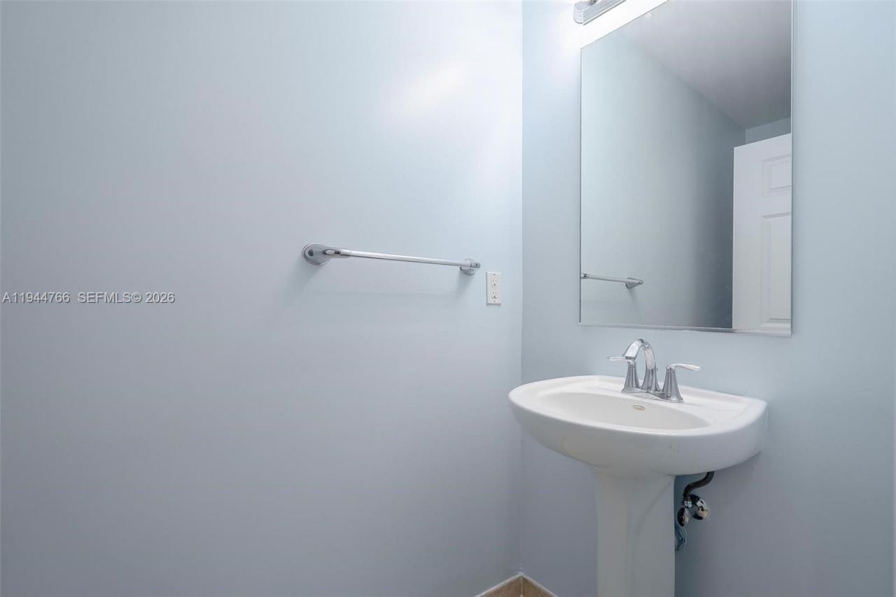 8395 SW 73rd Ave, Unit 314, Miami, FL 33143 Photo