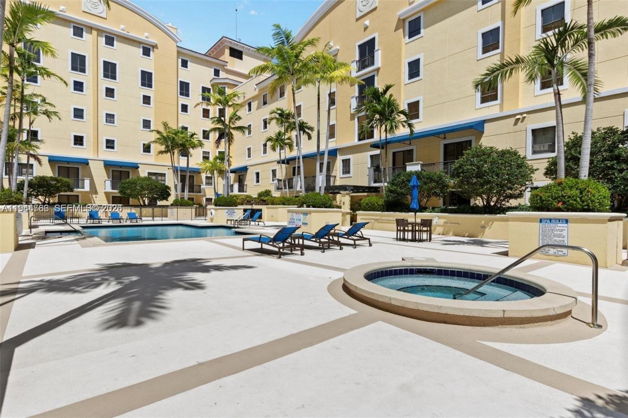 8395 SW 73rd Ave, Unit 314, Miami, FL 33143 Photo