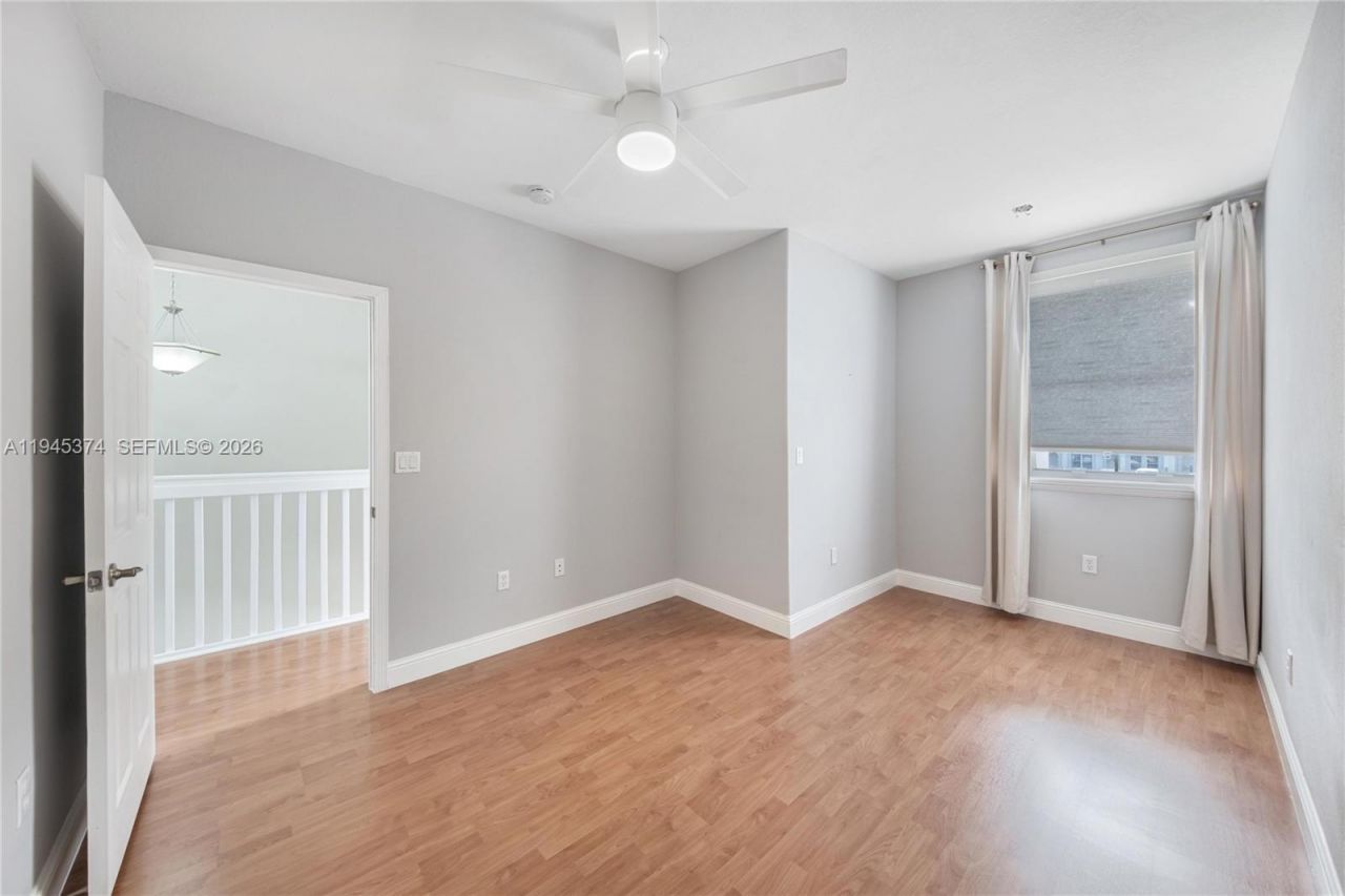 5560 NW 107th Ave, Unit 1012, Doral, FL 33178 Photo