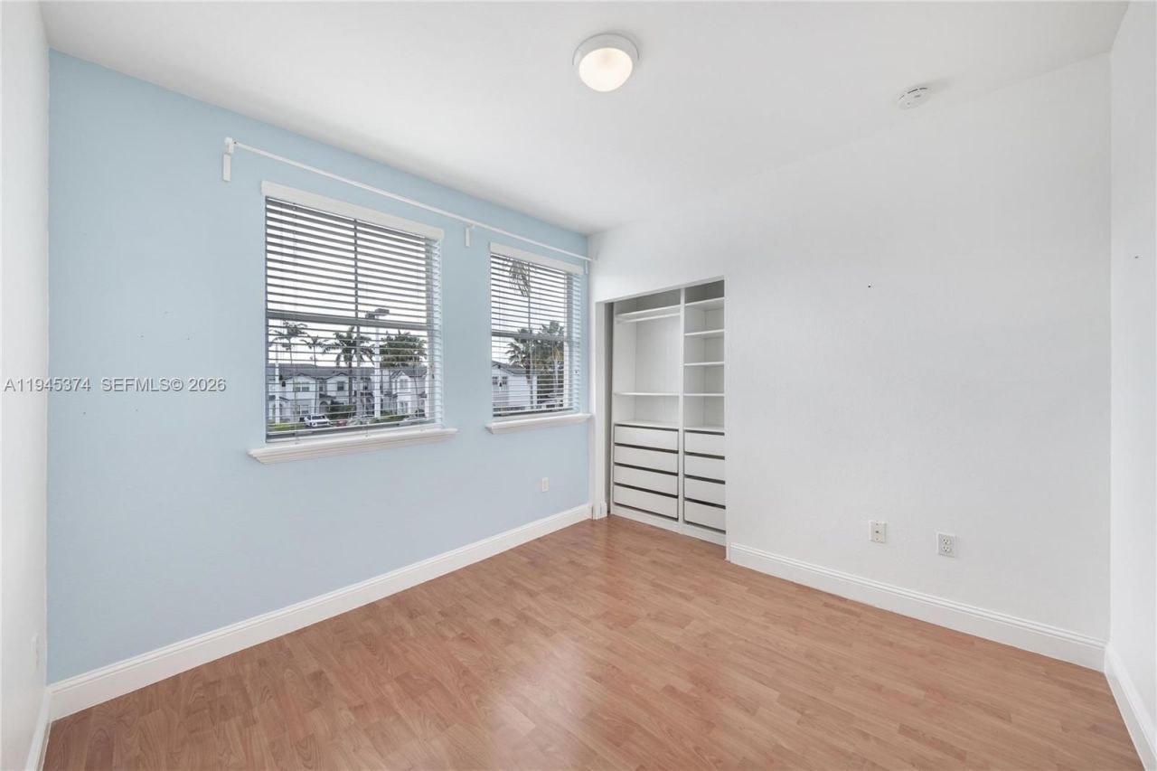 5560 NW 107th Ave, Unit 1012, Doral, FL 33178 Photo