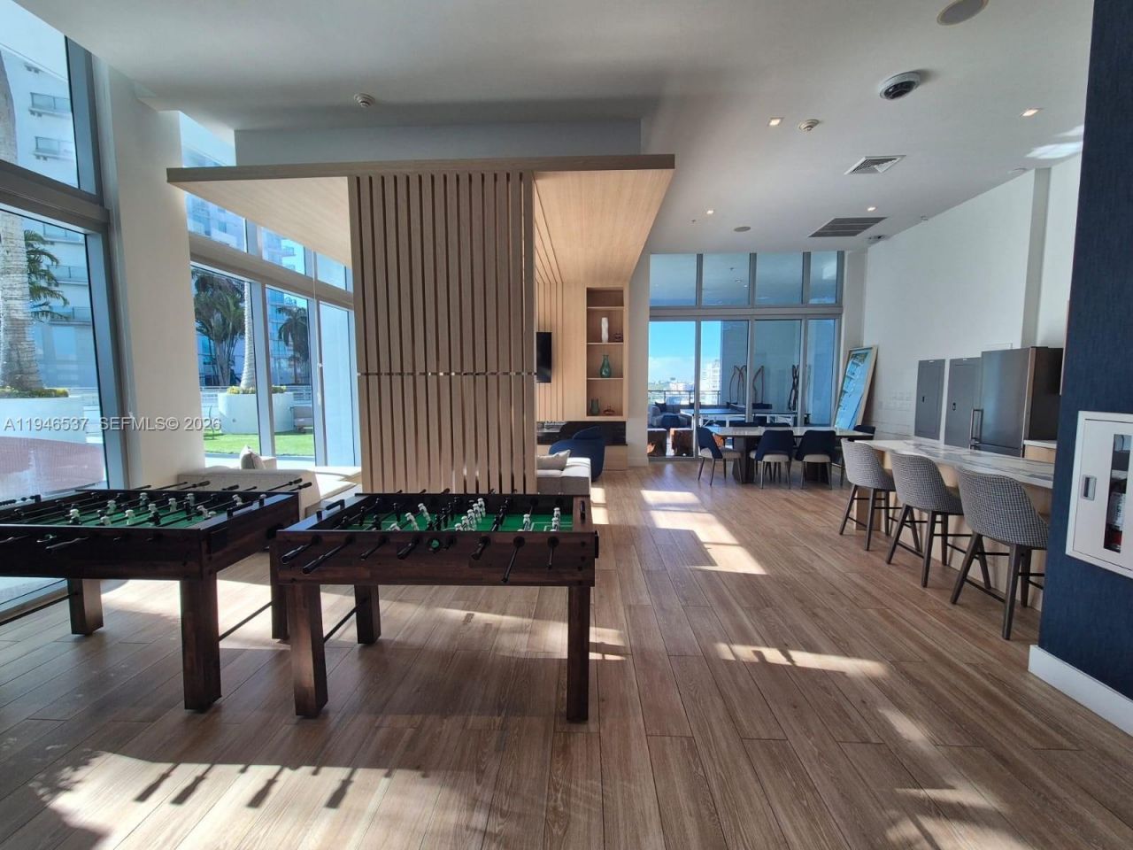90 SW 3rd St, Unit 3706, Miami, FL 33130 Photo