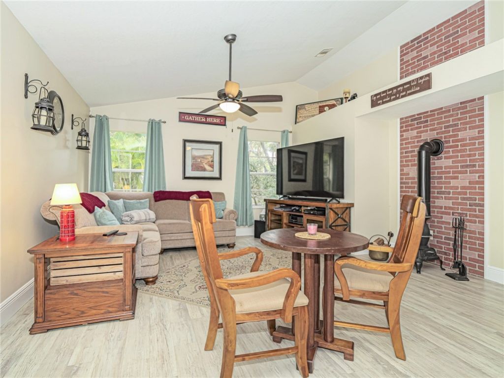 9673 Fleming Grant Road, Sebastian, FL 32976 Photo