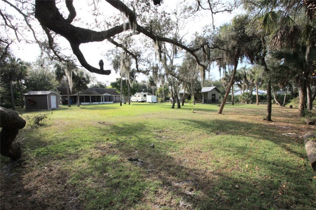 9673 Fleming Grant Road, Sebastian, FL 32976 Photo